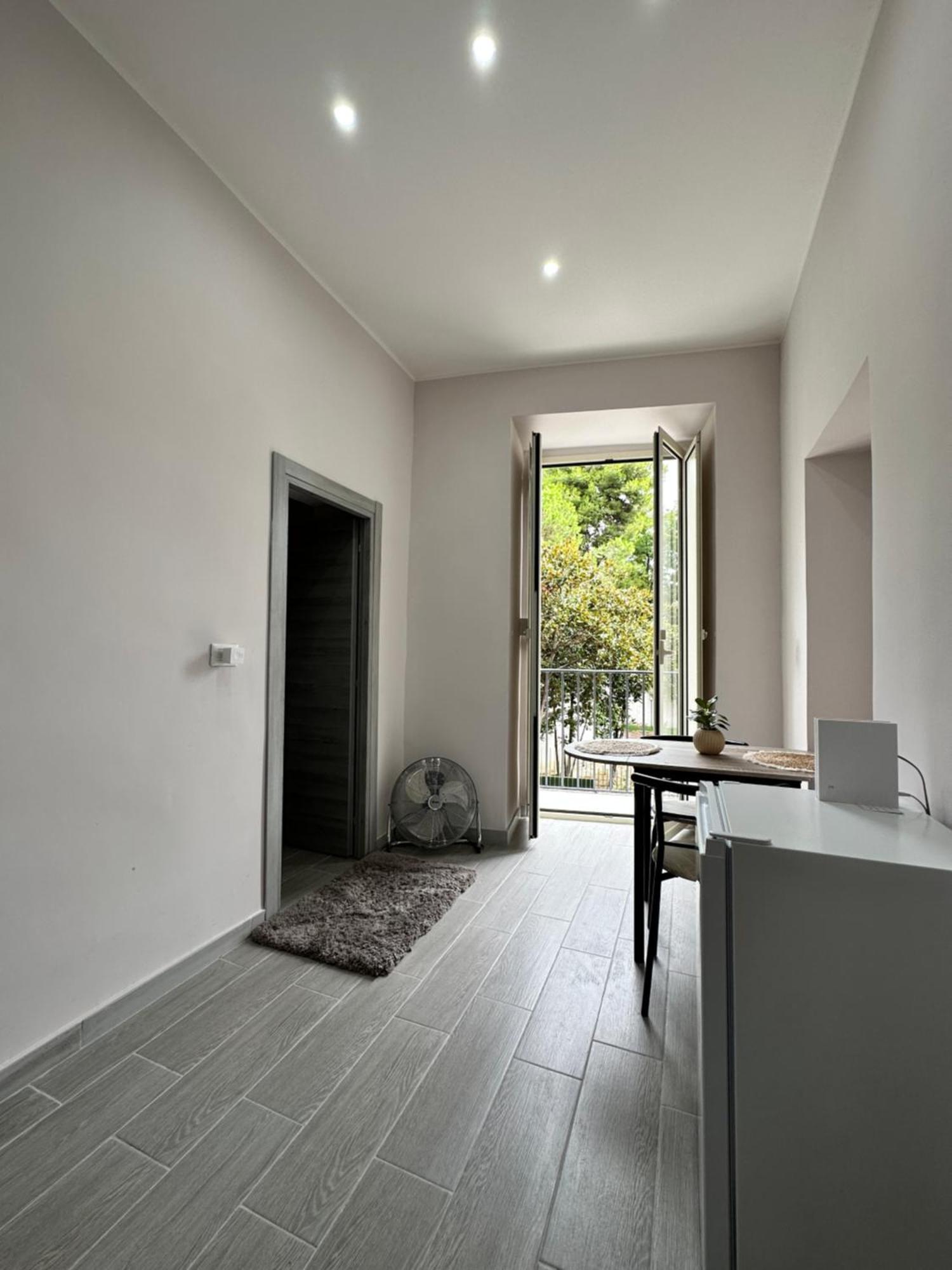 Ferienwohnung Di Vaio S Apartament Neapel Exterior foto